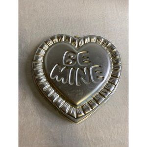 Vintage 1983 Wilton Valentine Heart Be Mine Cake Pan Mold
